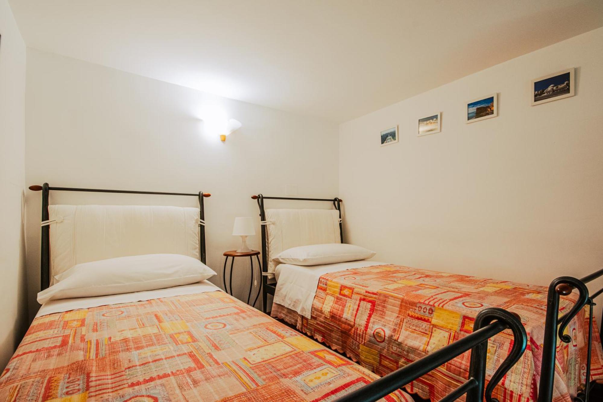 La Casa Di Scio Scio & La Stanza Di Scio Scio Apartment Napoli Bagian luar foto